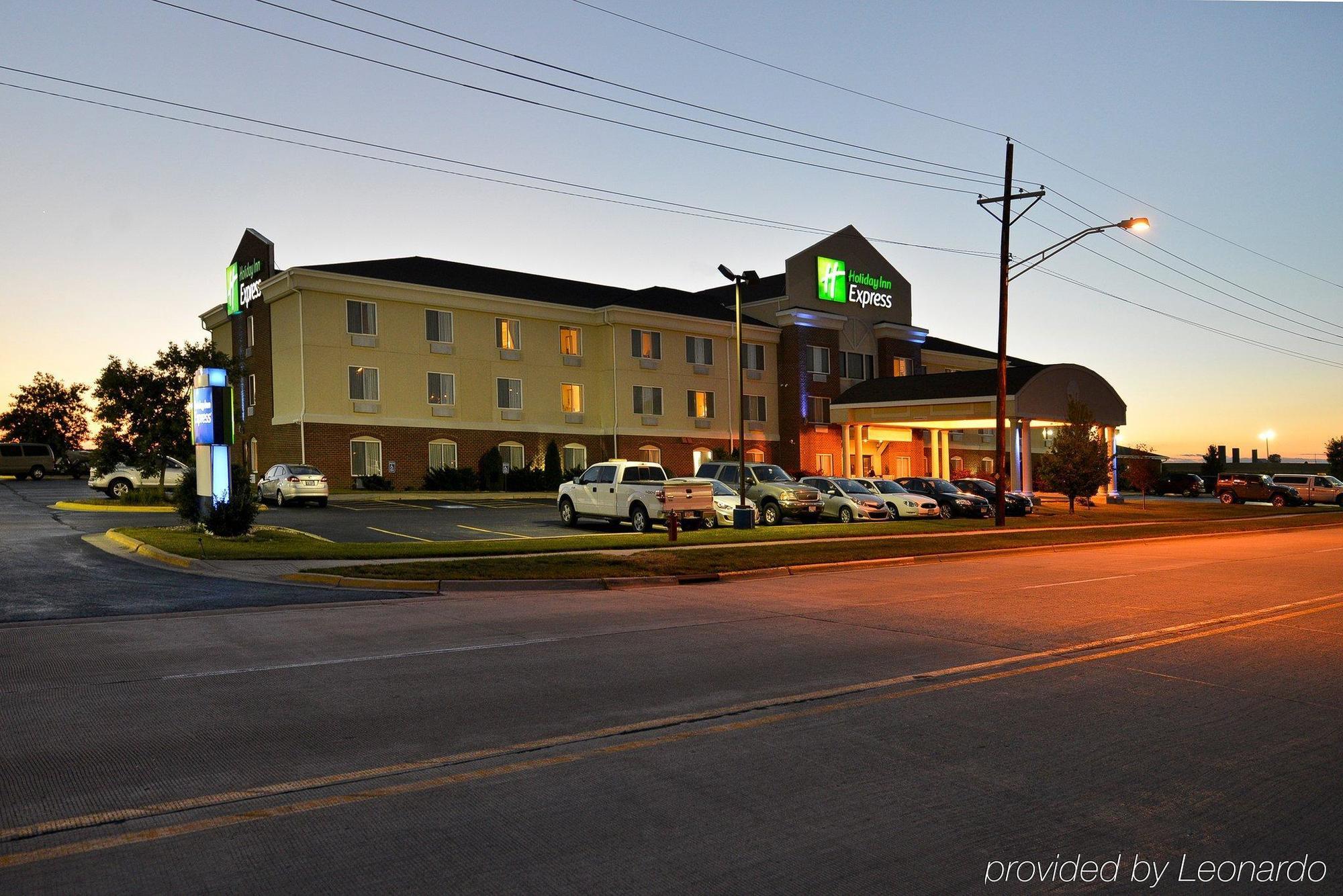 Holiday Inn Express Rochelle By Ihg Dış mekan fotoğraf