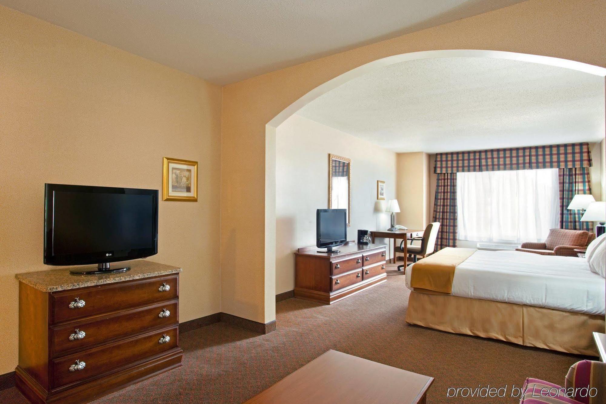Holiday Inn Express Rochelle By Ihg Oda fotoğraf